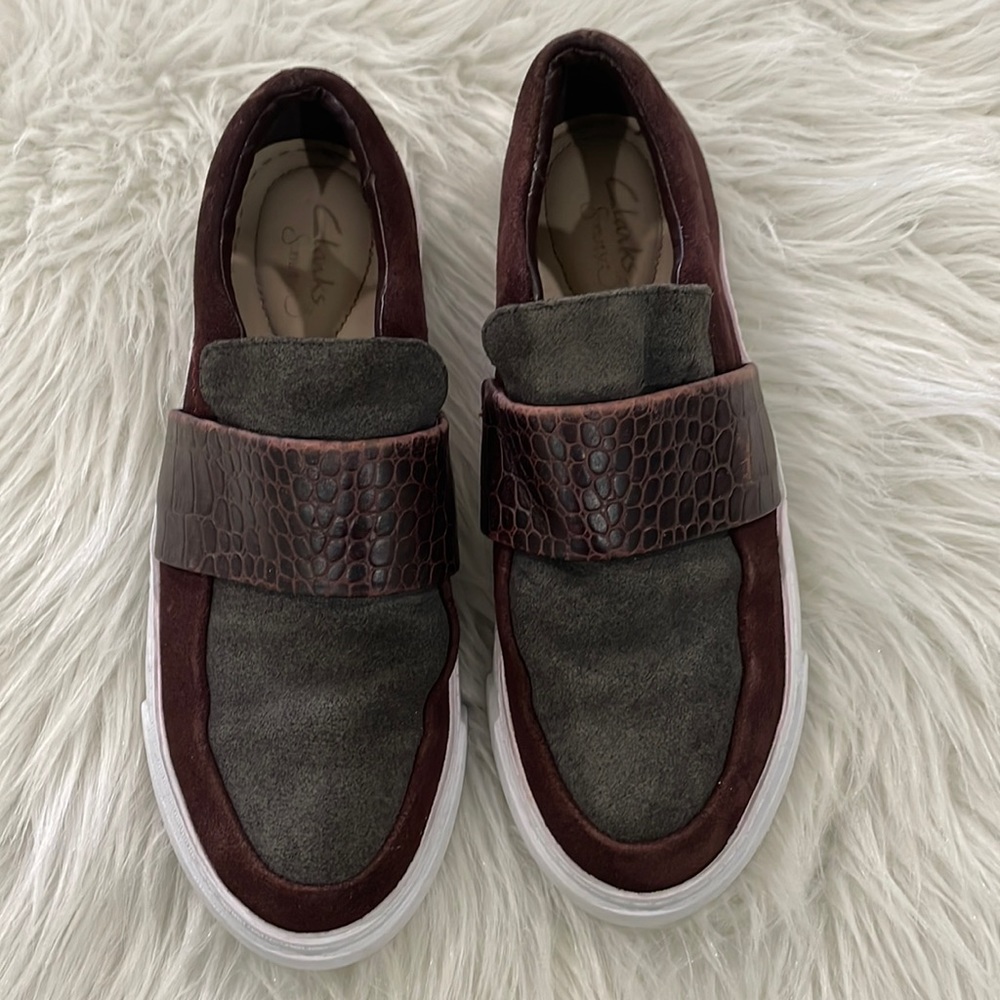 Clarks Somerset  Burgundy Sneakers